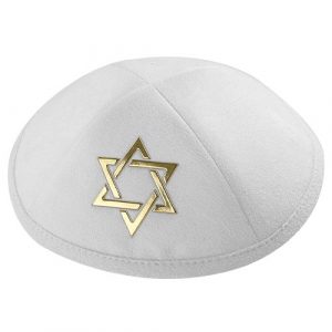 כיפה אולטרא סוויד לבן 19 ס"מ "מגן דויד" זהב ומקום לסיכה