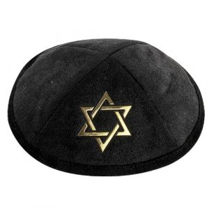 כיפה אולטרא סוויד שחור 19 ס"מ "מגן דויד" זהב ומקום לסיכה