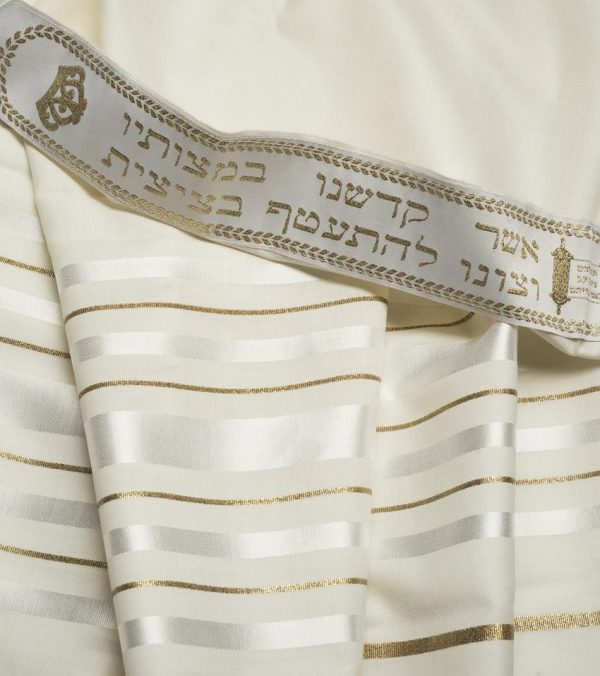 טלית צמר לבן זהב