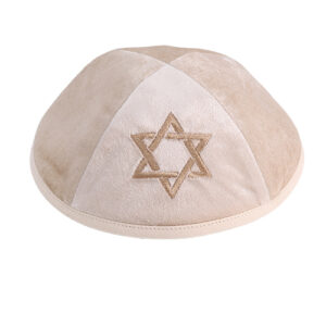 כיפה קטיפה עם ריקמה מגן דוד גודל 4 - אופוויט
