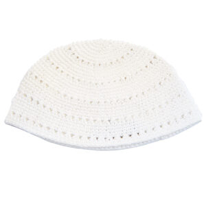 כיפה פריק לבן עם חורים 24 ס"מ